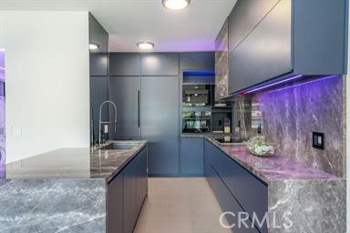 Residential Lease for rent at 838 N Doheny Drive 804, West Hollywood CA featuring 1 bed and 1 bath