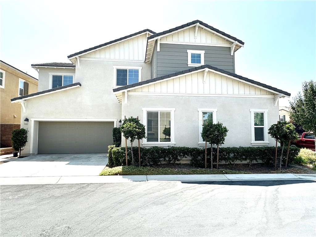 Residential Lease for rent at 16025 Osprey Ave Drive, Chino CA featuring 4 beds and 4 baths