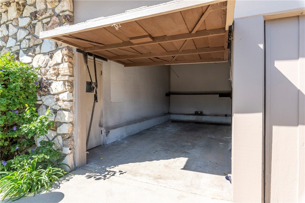 Residential Lease for rent at 121 Paseo De La Concha K, Redondo Beach CA featuring 2 beds and 1 bath