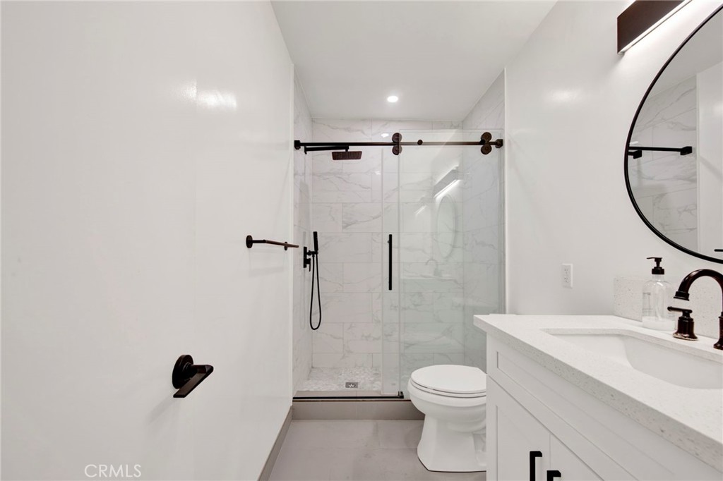 Active for sale at Glendale, CA, Glendale, CA CA and 1 bath
