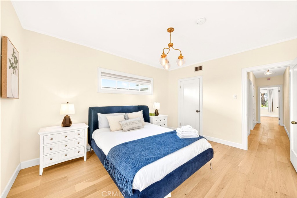Residential for sale at 827 Hauser Blvd, Los Angeles CA featuring 3 beds and 3 baths