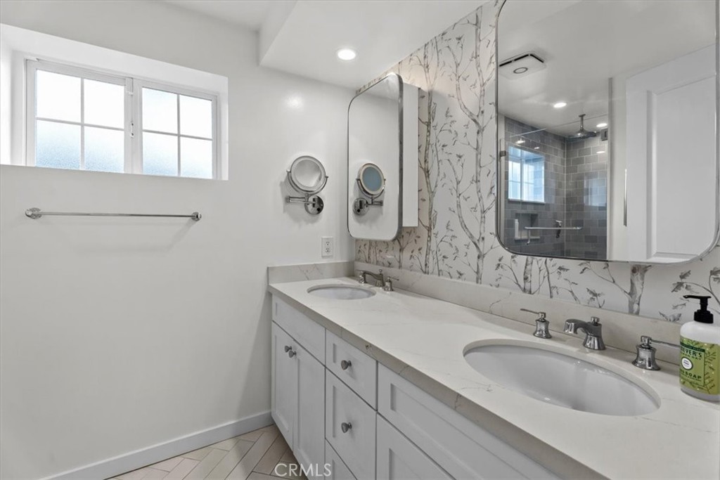 Residential Lease for rent at 830 Sheldon, El Segundo CA featuring 4 beds and 2 baths