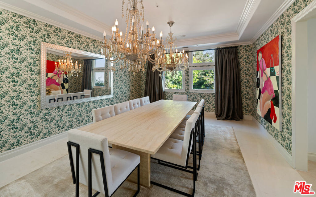 Residential Lease for rent at 1404 Dawnridge Drive, Beverly Hills CA featuring 6 beds and 7 baths