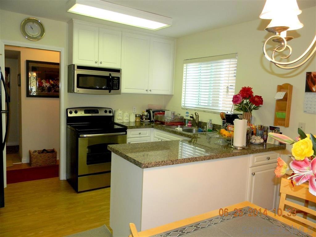 Residential Lease for rent at 17189 W Bernardo Drive 204, San Diego CA featuring 2 beds and 2 baths