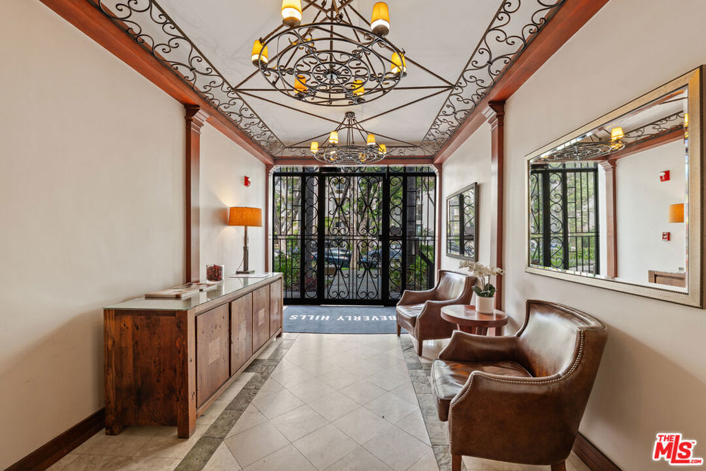 Residential Lease for rent at 411 N Oakhurst Drive 305, Beverly Hills CA featuring 2 beds and 3 baths