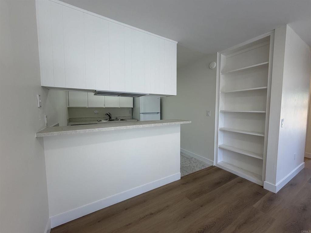 Residential Lease for rent at 403 Requeza Street G10, Encinitas CA featuring 1 bed and 1 bath