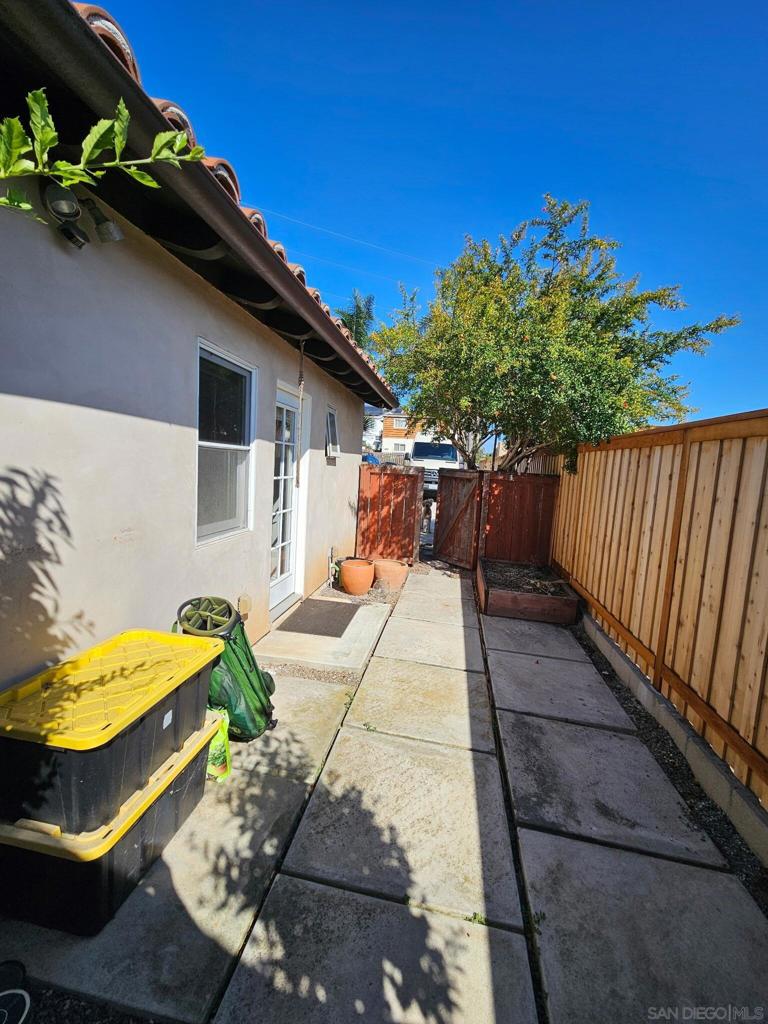 Residential for sale at 2163 San Clemente, San Diego CA featuring 2 beds and 2 baths
