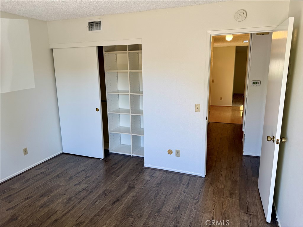 Residential Lease for rent at 8933 Modesto Circle 1215B, Huntington Beach CA featuring 2 beds and 2 baths
