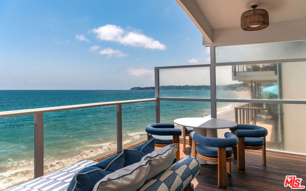 Residential Lease for rent at 27044 Malibu Cove Colony Drive, Malibu CA featuring 3 beds and 2 baths
