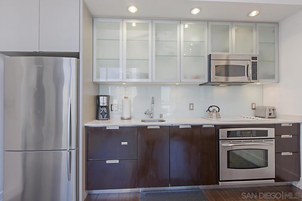 Residential Lease for rent at 575 6th Ave 1203, San Diego CA and 1 bath