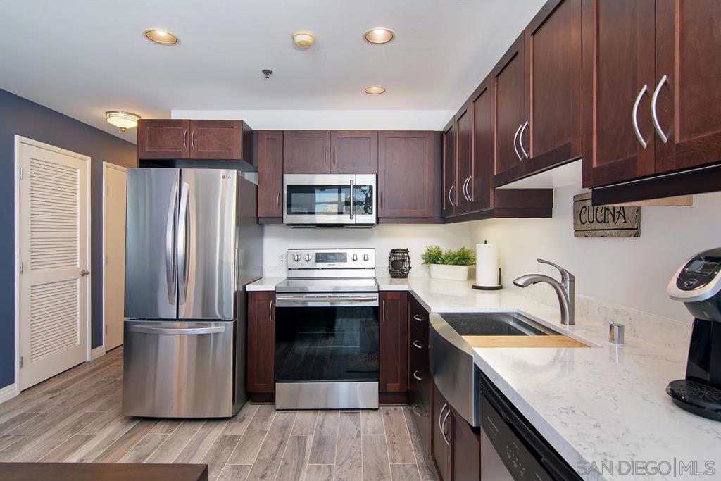 Residential Lease for rent at 427 9th Ave 1107, San Diego CA and 1 bath
