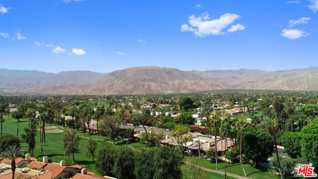 Residential Lease for rent at 203 Serena Drive, Palm Desert CA featuring 2 beds and 2 baths