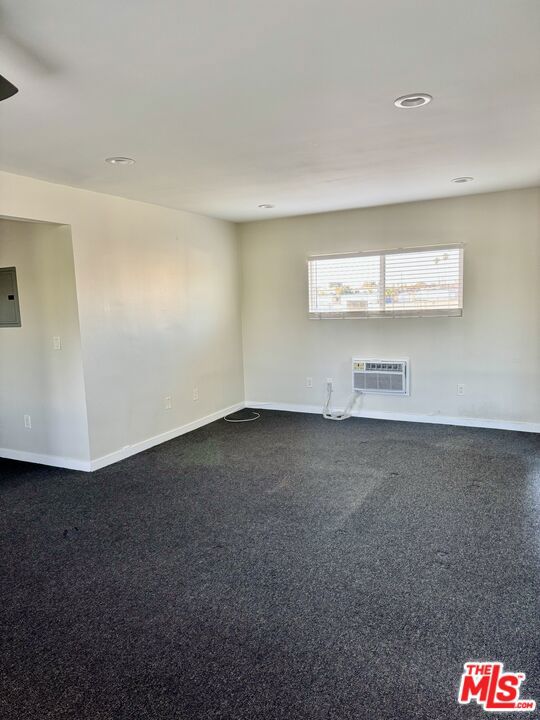 Residential Lease for rent at 613 S Prairie Avenue 1, Inglewood CA featuring 2 beds and 1 bath