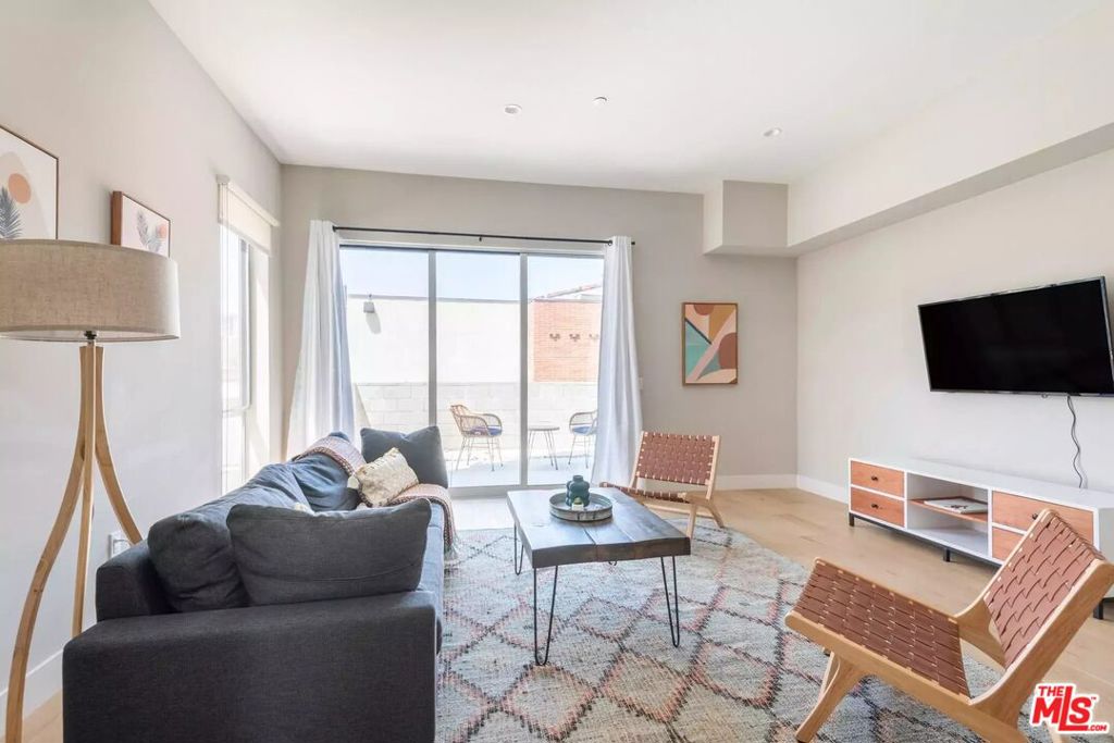 Residential Lease for rent at 1920 S Pacific Coast Highway 102, Redondo Beach CA featuring 3 beds and 4 baths