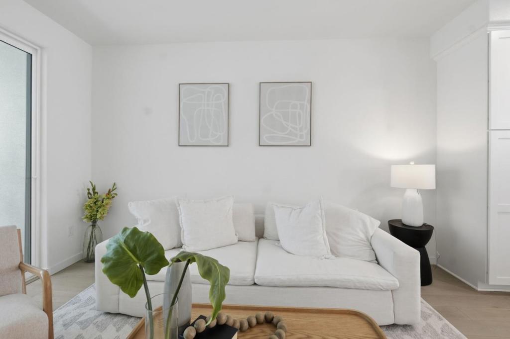 Active for sale at Santa Clara, CA, Santa Clara, CA CA and 5 baths