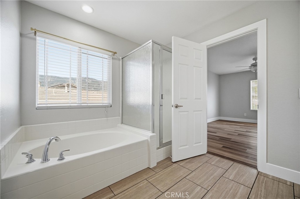 Residential Lease for rent at 32615 San Nicholas, Lake Elsinore CA featuring 3 beds and 3 baths