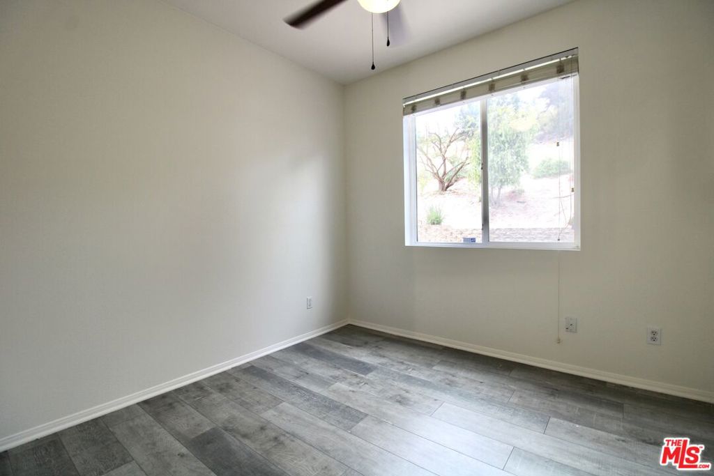 Residential Lease for rent at 1124 Acapulco Avenue, Simi Valley CA featuring 4 beds and 3 baths