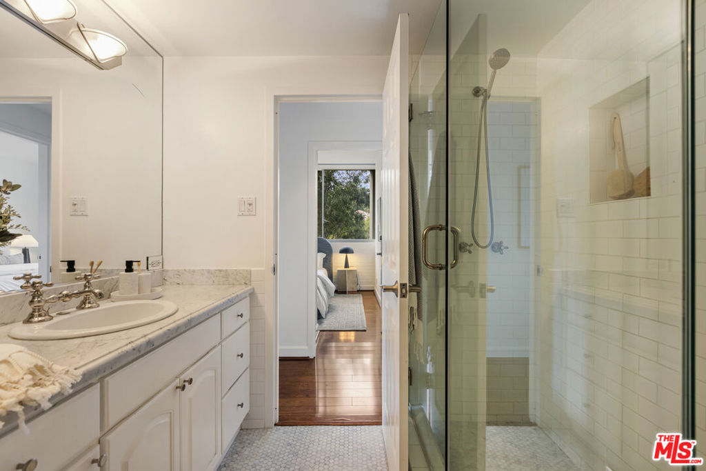 Residential for sale at 4411 Los Feliz Boulevard 502, Los Angeles CA featuring 2 beds and 1 bath