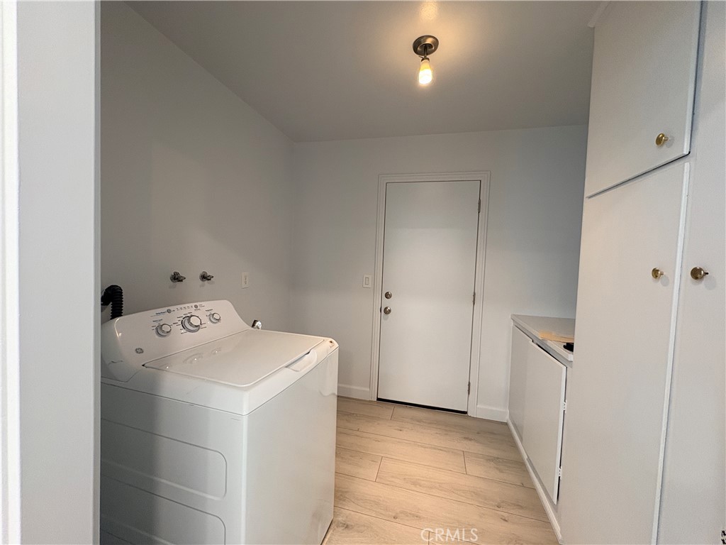 Residential Lease for rent at 637 Geneva Avenue, Claremont CA featuring 3 beds and 2 baths