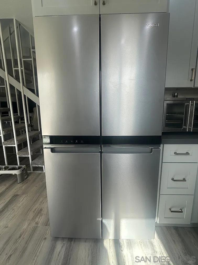 Residential Lease for rent at 8009 Calle Fanita, Santee CA featuring 2 beds and 2 baths