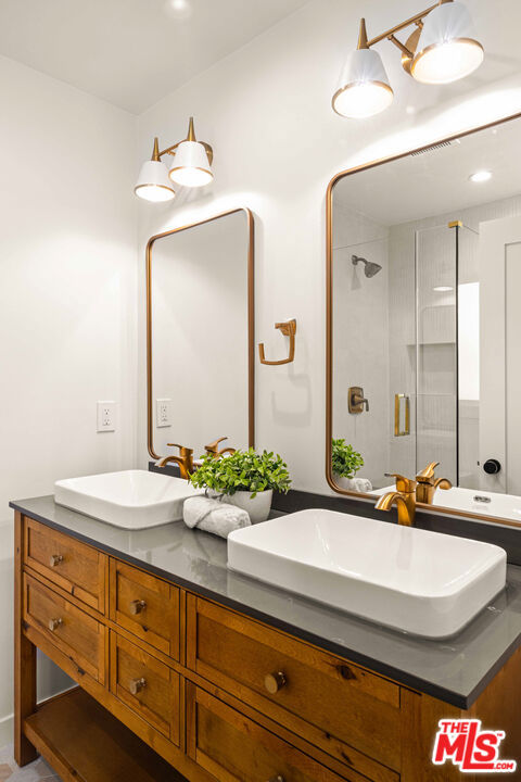 Residential for sale at 2919 Somerset Drive, Los Angeles CA featuring 3 beds and 2 baths