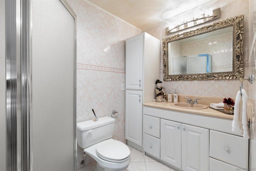 Residential Lease for rent at 42 The Point, Coronado CA featuring 4 beds and 5 baths