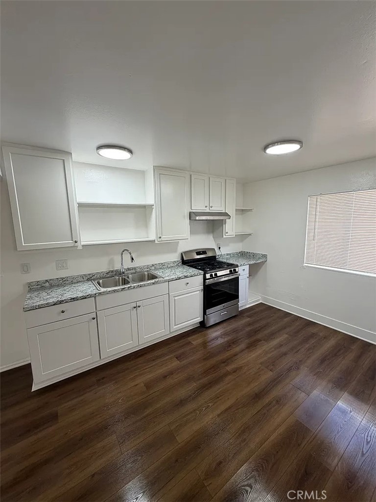 Residential Lease for rent at 14505 Alburtis, Norwalk CA featuring 2 beds and 1 bath