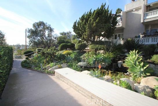 Residential Lease for rent at 28310 Rey De Copas, Malibu CA featuring 3 beds and 3 baths