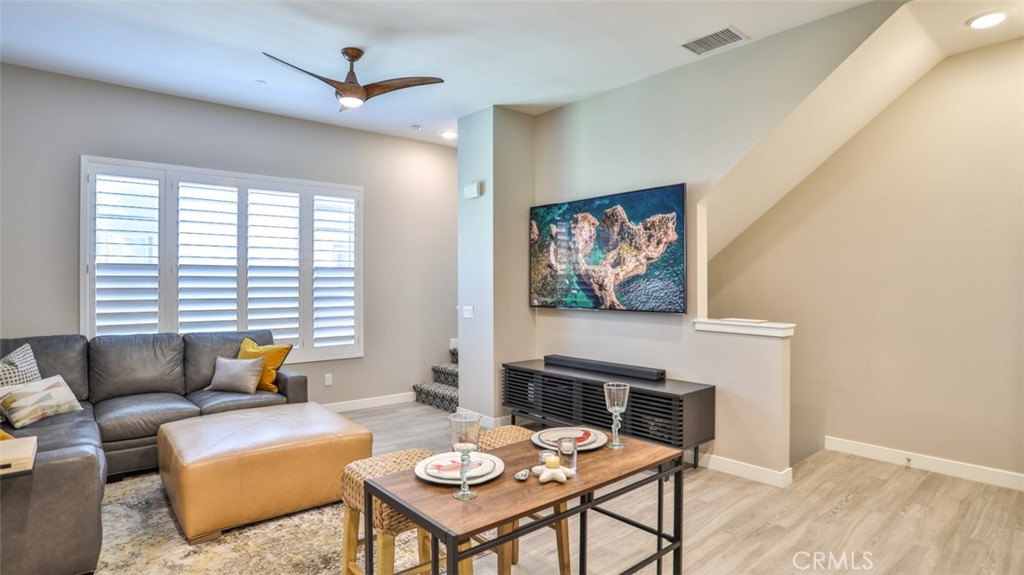 Residential Lease for rent at 876 Doheny Way, Dana Point, Orange CA featuring 1 bed and 1 bath
