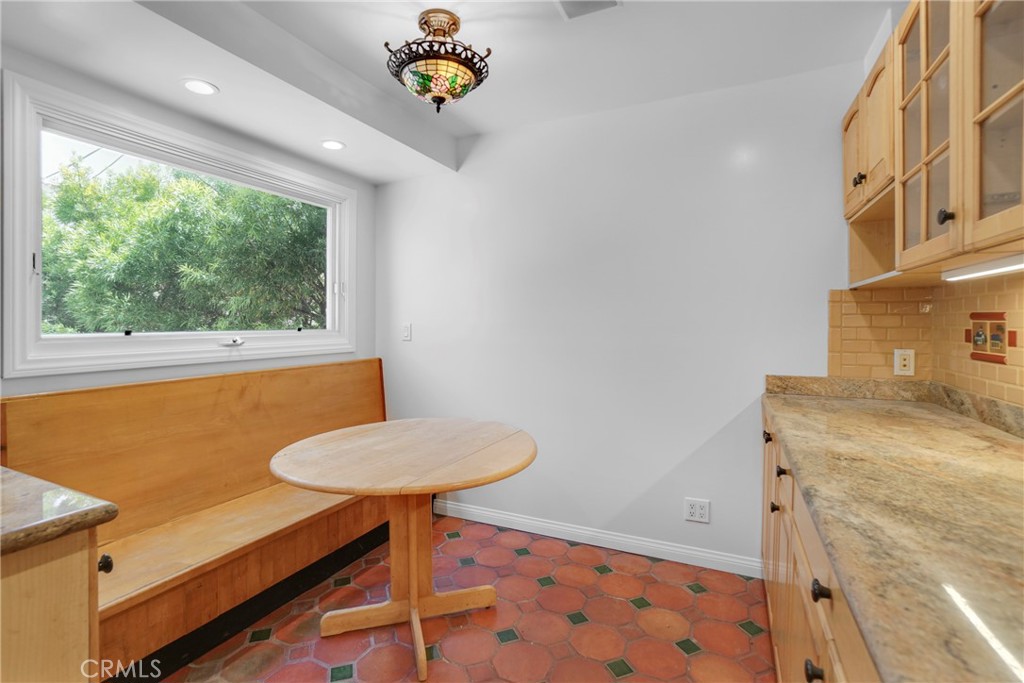 Residential for sale at 1115 19th 10, Santa Monica CA featuring 3 beds and 3 baths
