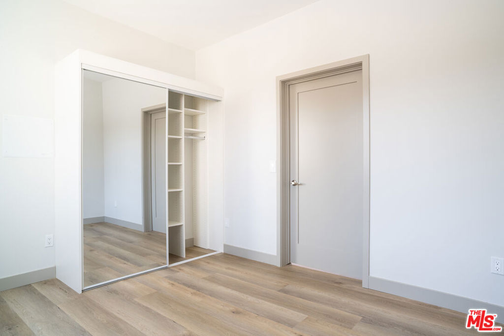 Residential Lease for rent at 2223 Clifford Street 104, Los Angeles, Los Angeles County CA featuring 1 bed and 1 bath