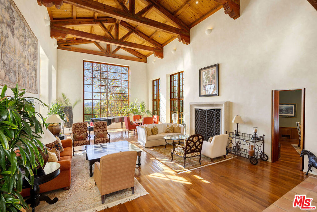 Residential Lease for rent at 25127 Jim Bridger Road, Hidden Hills CA featuring 6 beds and 7 baths