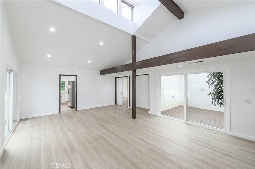Residential Lease for rent at 5016 Paseo De Vega, Irvine, Orange County CA featuring 3 beds and 2 baths