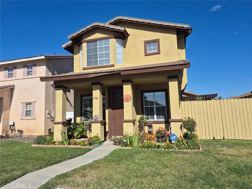 Residential Lease for rent at 39540 June, Temecula CA featuring 3 beds and 3 baths
