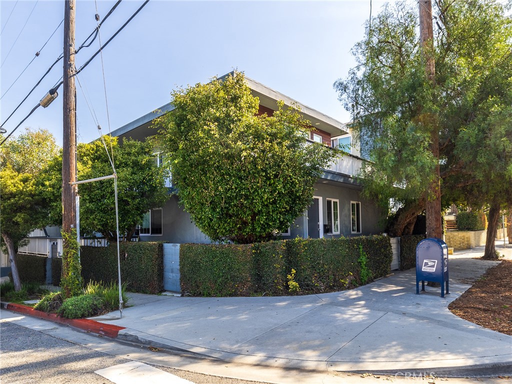 Active for sale at Santa Monica, CA, Santa Monica, CA CA