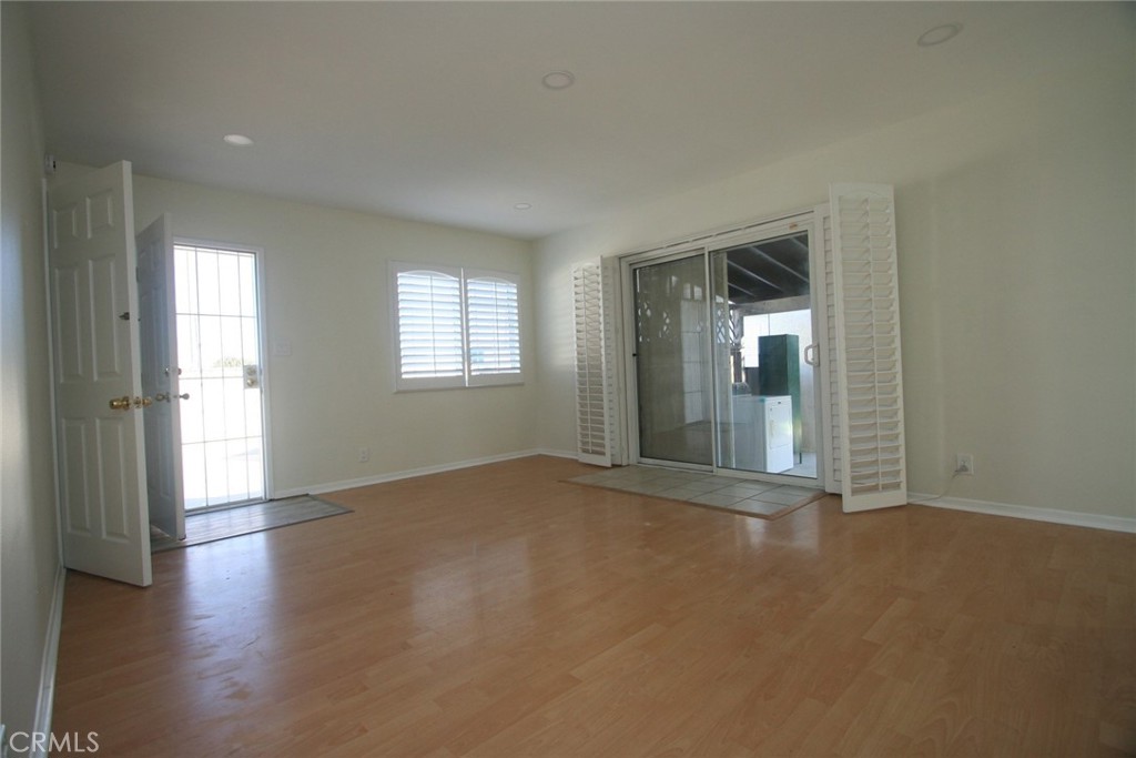 Residential Lease for rent at 9968 Daines, Temple City CA featuring 3 beds and 2 baths