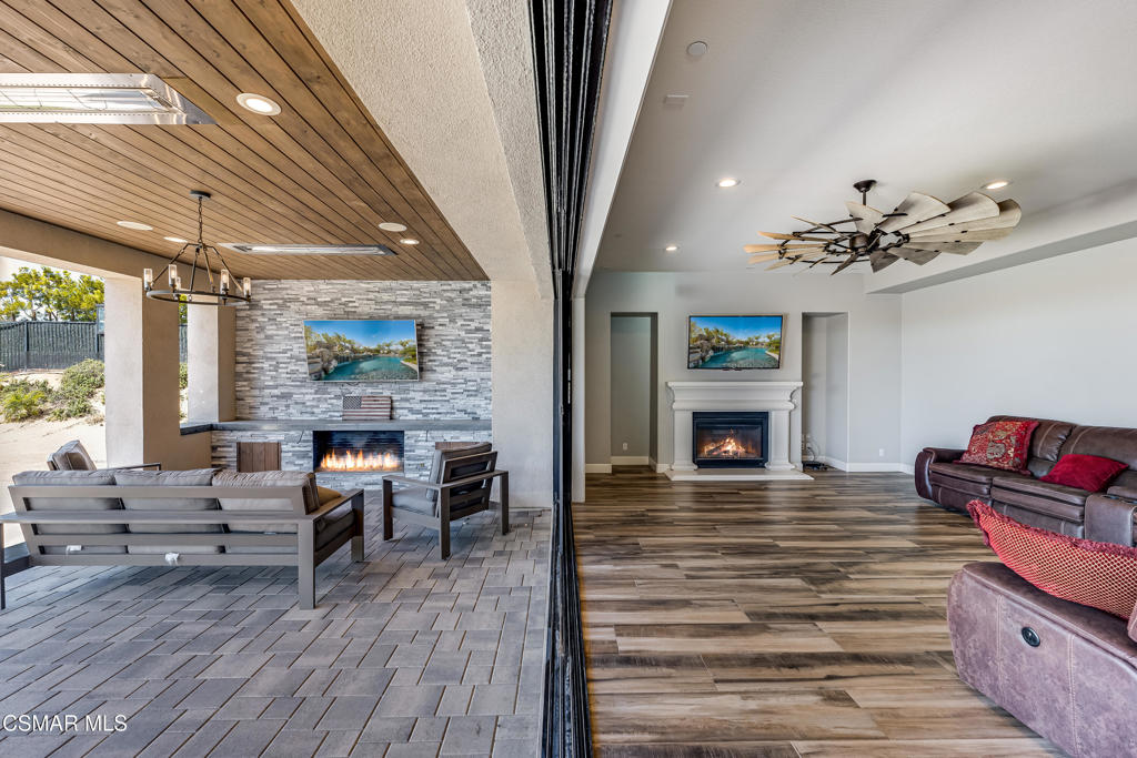 Residential Lease for rent at 7377 Woods Court, Moorpark CA featuring 5 beds and 5 baths
