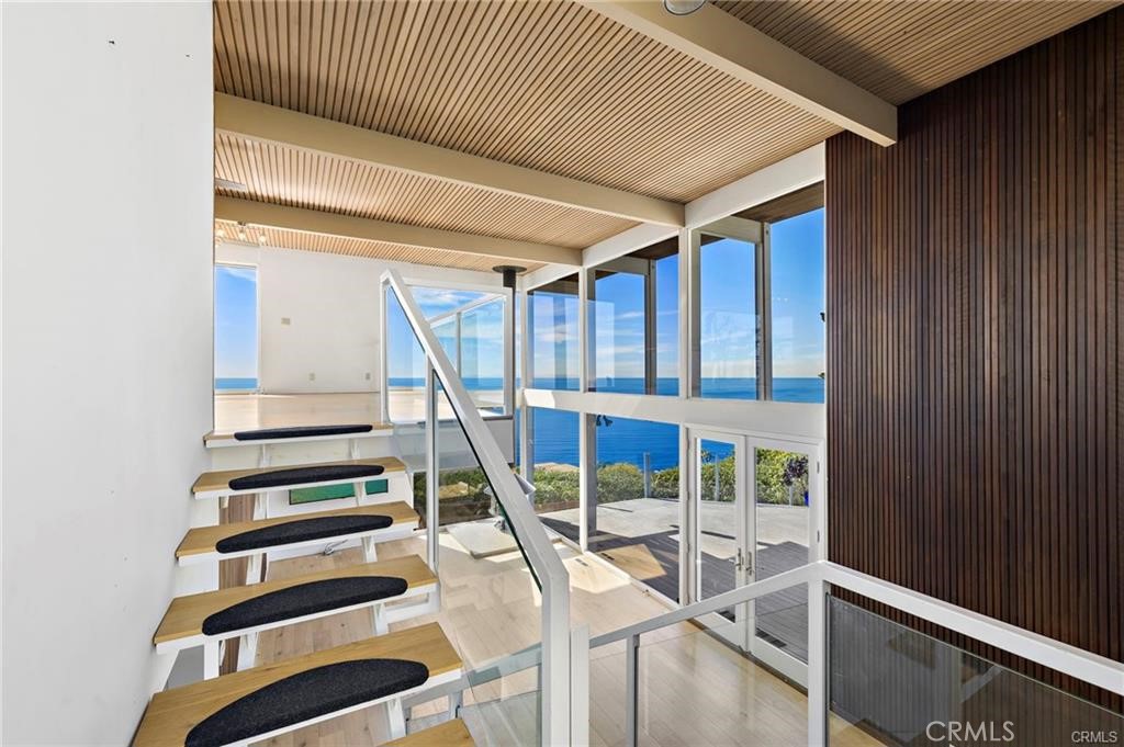 Residential Lease for rent at 599 Alta Vista, Laguna Beach CA featuring 3 beds and 3 baths