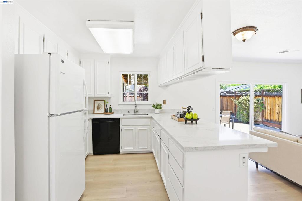 Residential for sale at 1109 Lynhurst Way, San Jose CA featuring 3 beds and 2 baths