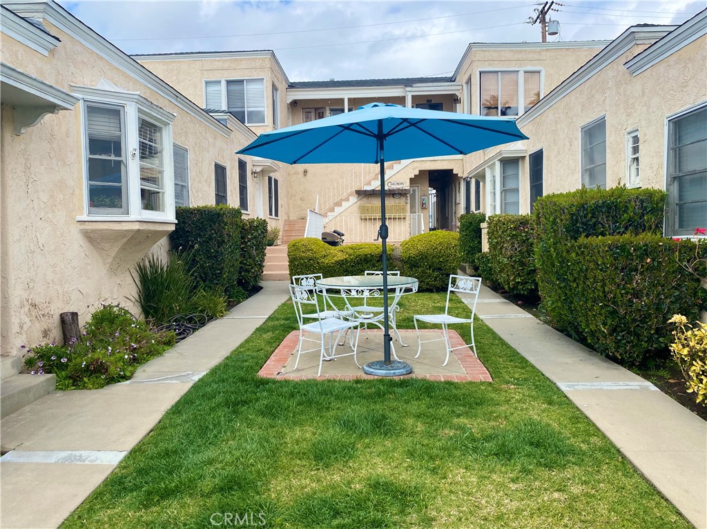 Residential Lease for rent at 364 Cliff Drive 7, Laguna Beach CA featuring 1 bed and 1 bath