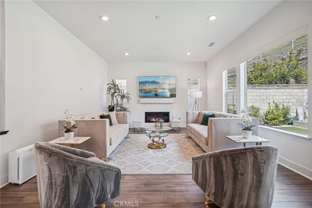Residential for sale at 1581 Viejo Ridge Drive S, Lake Forest CA featuring 5 beds and 6 baths