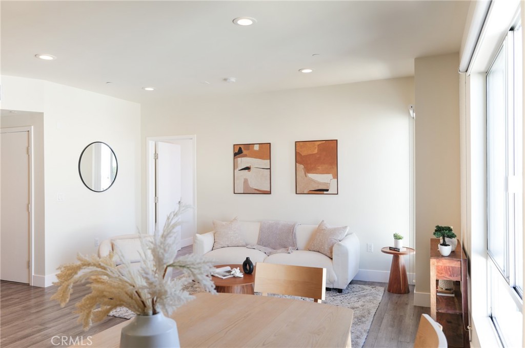 Residential for sale at 1101 S Harvard Boulevard 506, Los Angeles CA featuring 3 beds and 2 baths