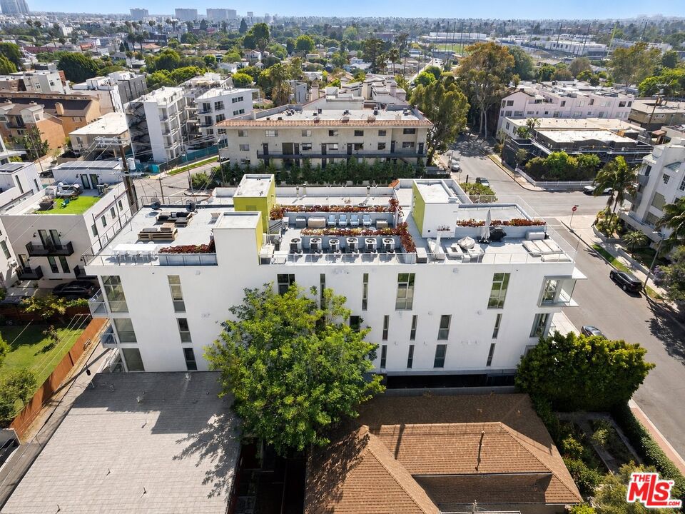 Residential Income for sale at 12770 Caswell Avenue, Los Angeles CA featuring 18 beds and 25 baths