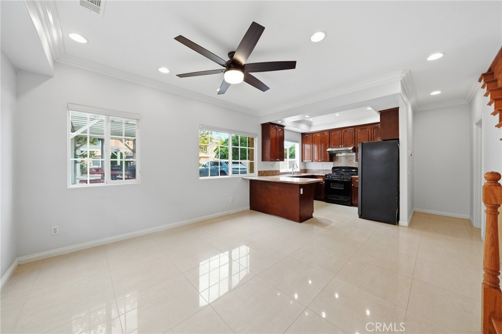 Residential Lease for rent at 5803 Fullerton Avenue, Buena Park CA featuring 3 beds and 3 baths