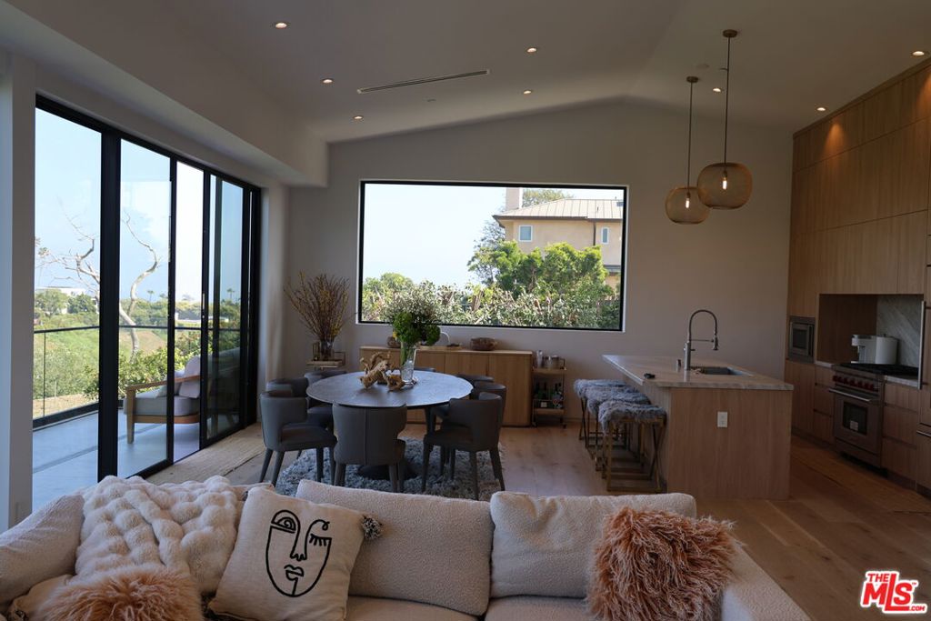 Residential Lease for rent at 6656 Dume Drive B, Malibu CA featuring 3 beds and 4 baths