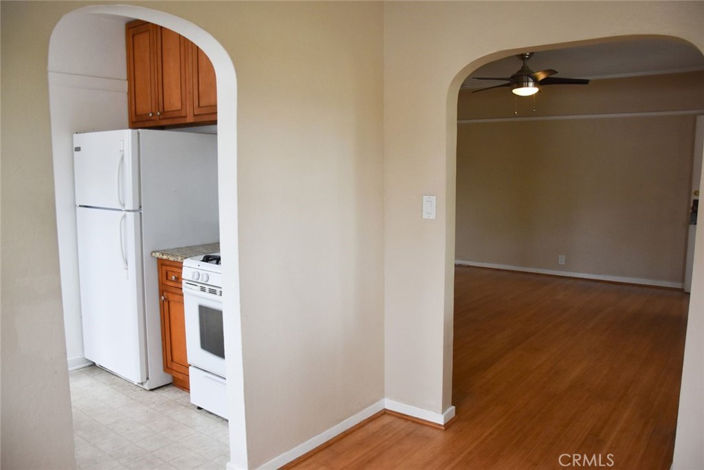 Residential Lease for rent at 817 E Palm, Orange CA featuring 2 beds and 1 bath