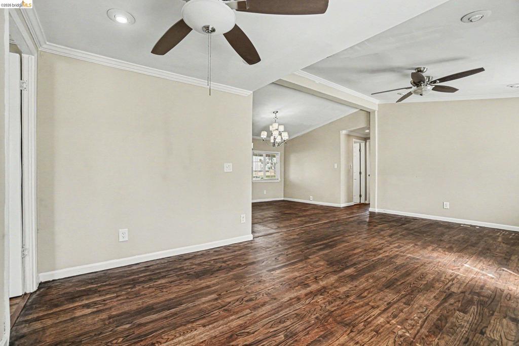 Manufactured In Park for sale at 236 Fairway Dr, Bethel Island CA featuring 2 beds and 2 baths