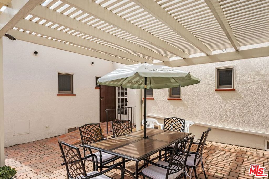 Active for sale at Santa Monica, CA, Santa Monica, CA CA and 3 baths
