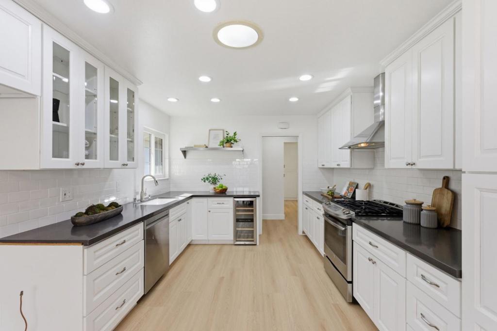 Residential for sale at 5254 Dellwood Way, San Jose CA featuring 3 beds and 2 baths