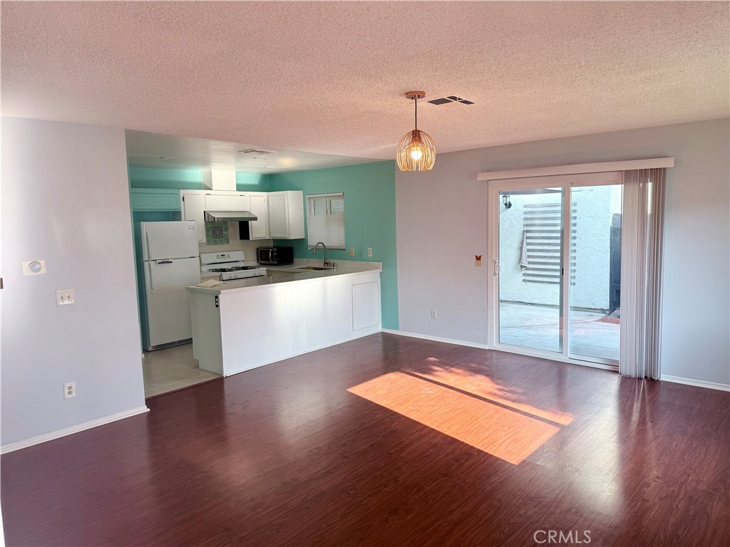 Residential Lease for rent at 29272 Murrieta, Menifee CA featuring 2 beds and 1 bath